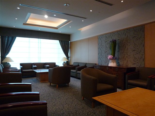 [P1030903_R.jpg]