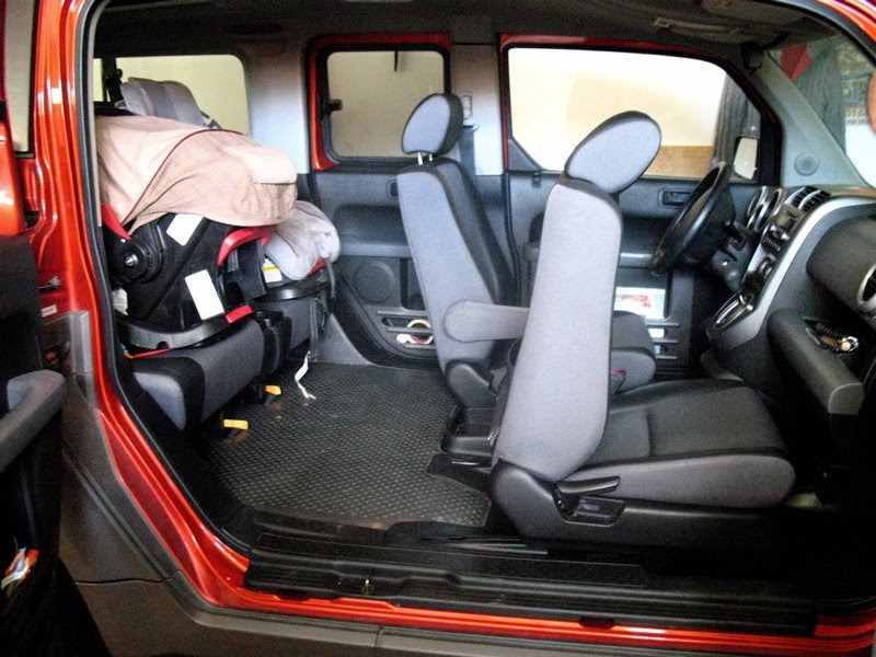 moms are for everyone!: The Honda Element Car Seat Solution.