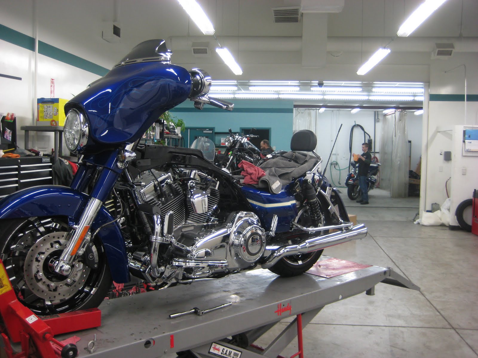 The Brookside Bulletin A Day in the Life as a HarleyDavidson Mechanic