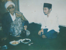 MBAH KH ABU AMAR CHOTIB (alm) & ROMOYAI SHOLEH