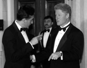 [090517-cisneros-clinton.jpg]