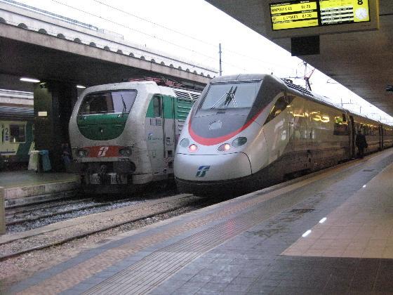 [Eurostar+vs..jpg]