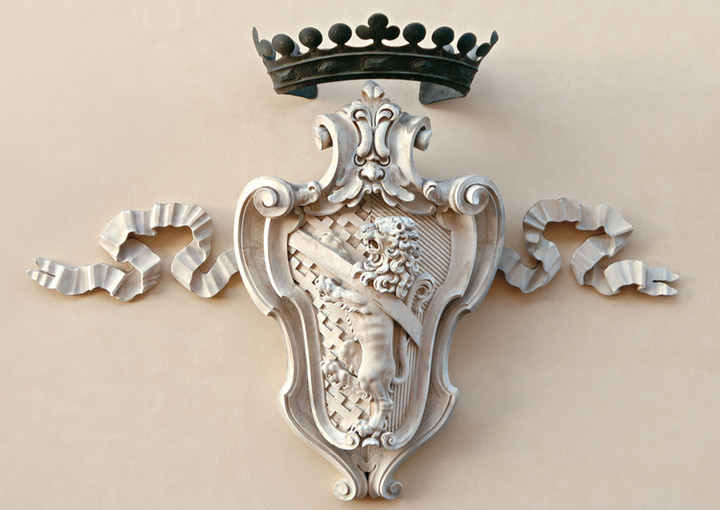 [Flo-Crest.jpg]
