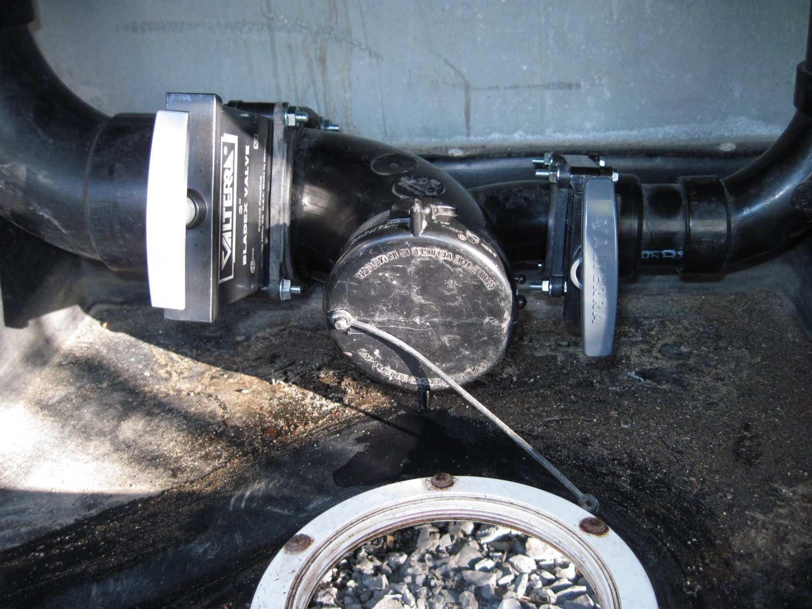 Travel with Kevin and Ruth RV sewer dump valve replacement