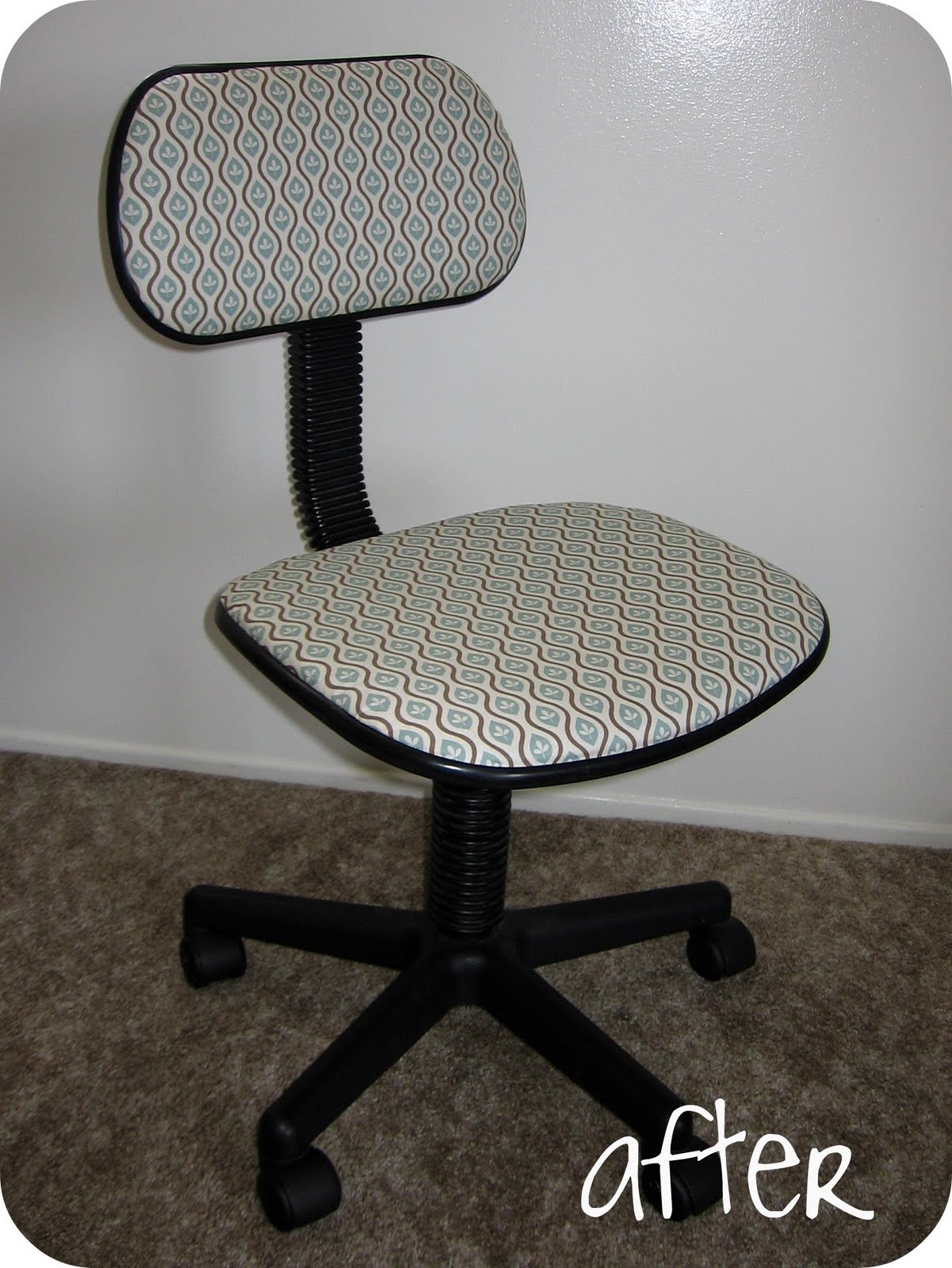 [office+chair+makeover+022.JPG]