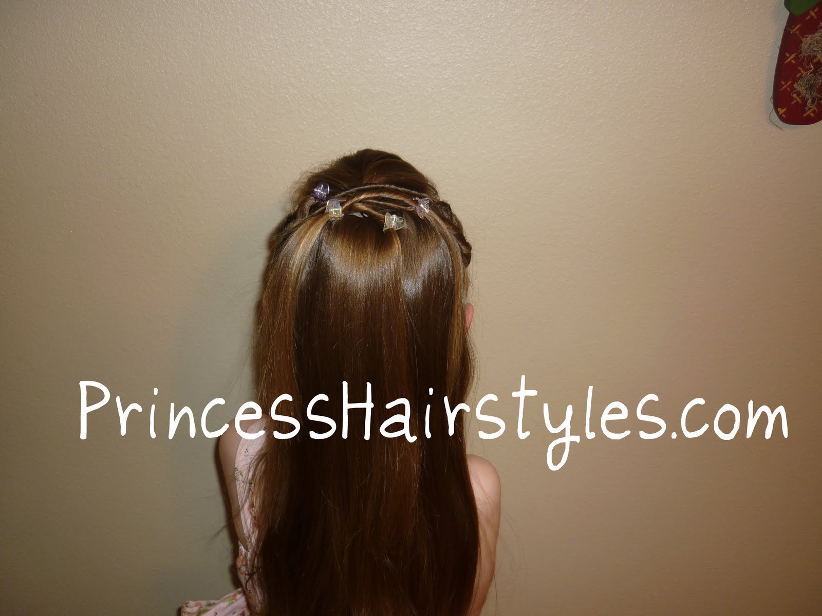 Tween Twists Princess Hairstyle Hairstyles For Girls