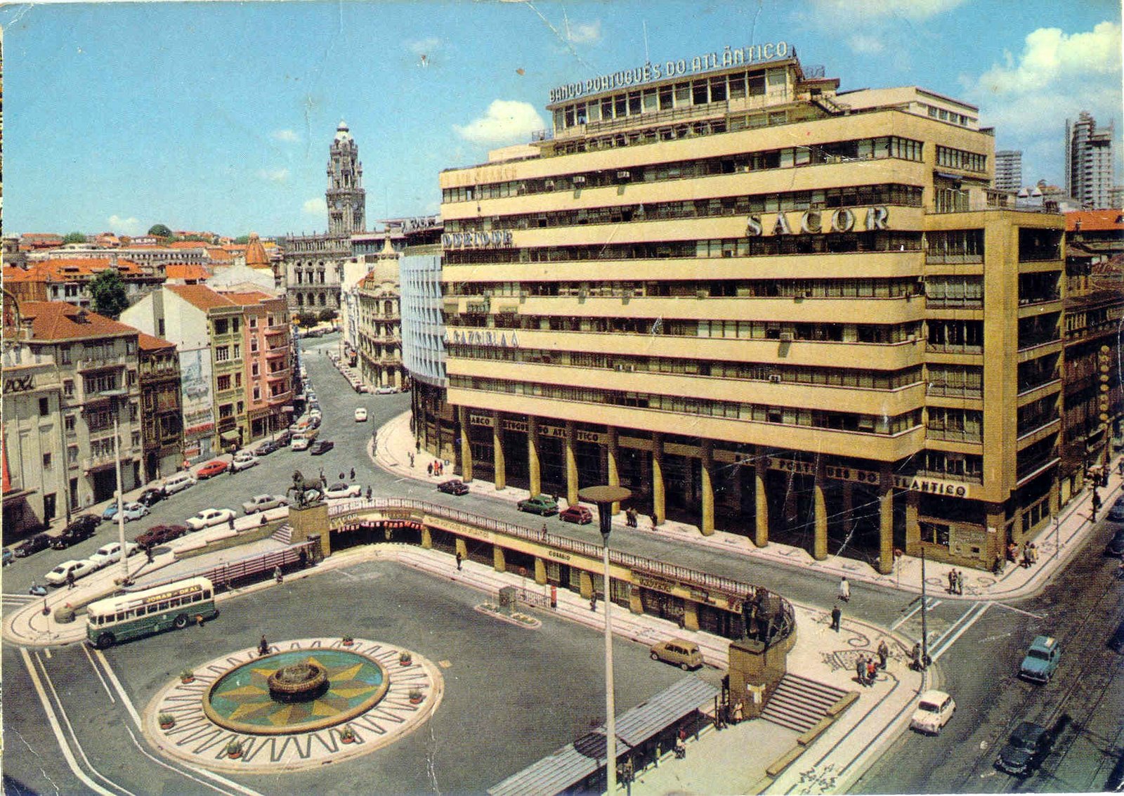 [Porto+-+Praça+D.+João+I+(p).jpg]