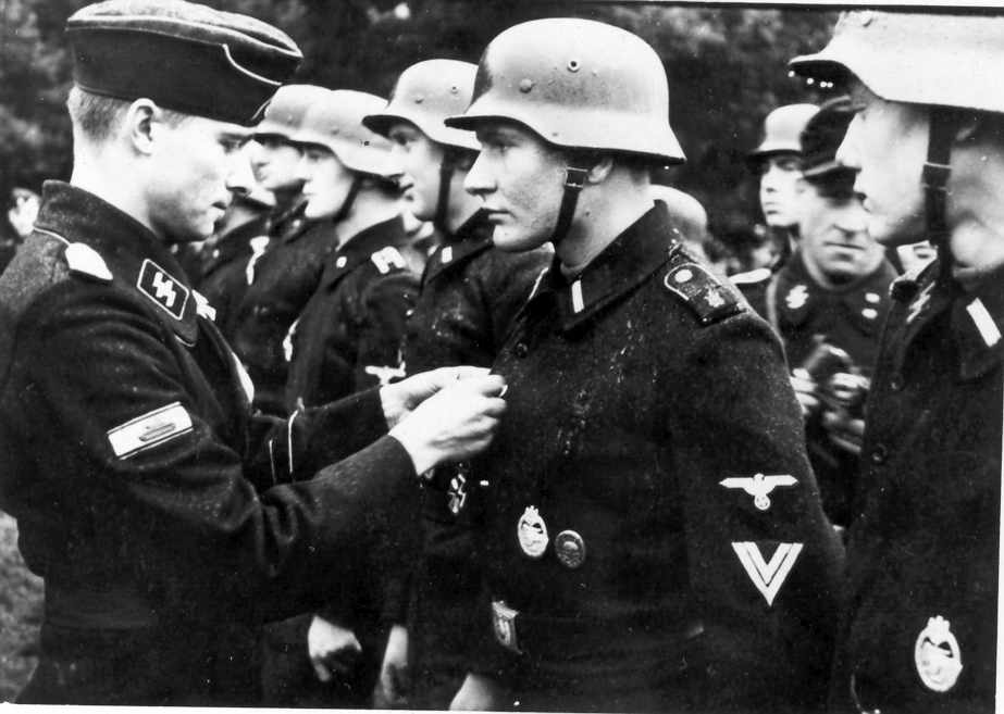 Фашистские отряды. Йоахим Пайпер 1944. Иоахим Пайпер Waffen SS. Адъютант Гиммлера Пайпер. Офицер СС Йоахим Пайпер.