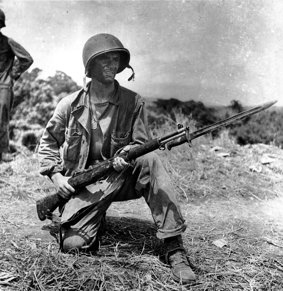 Вторая мировая фотографии. Американские солдаты с м1 Гаранд. Штык м1 Гаранд. Гвадалканал вторая мировая.