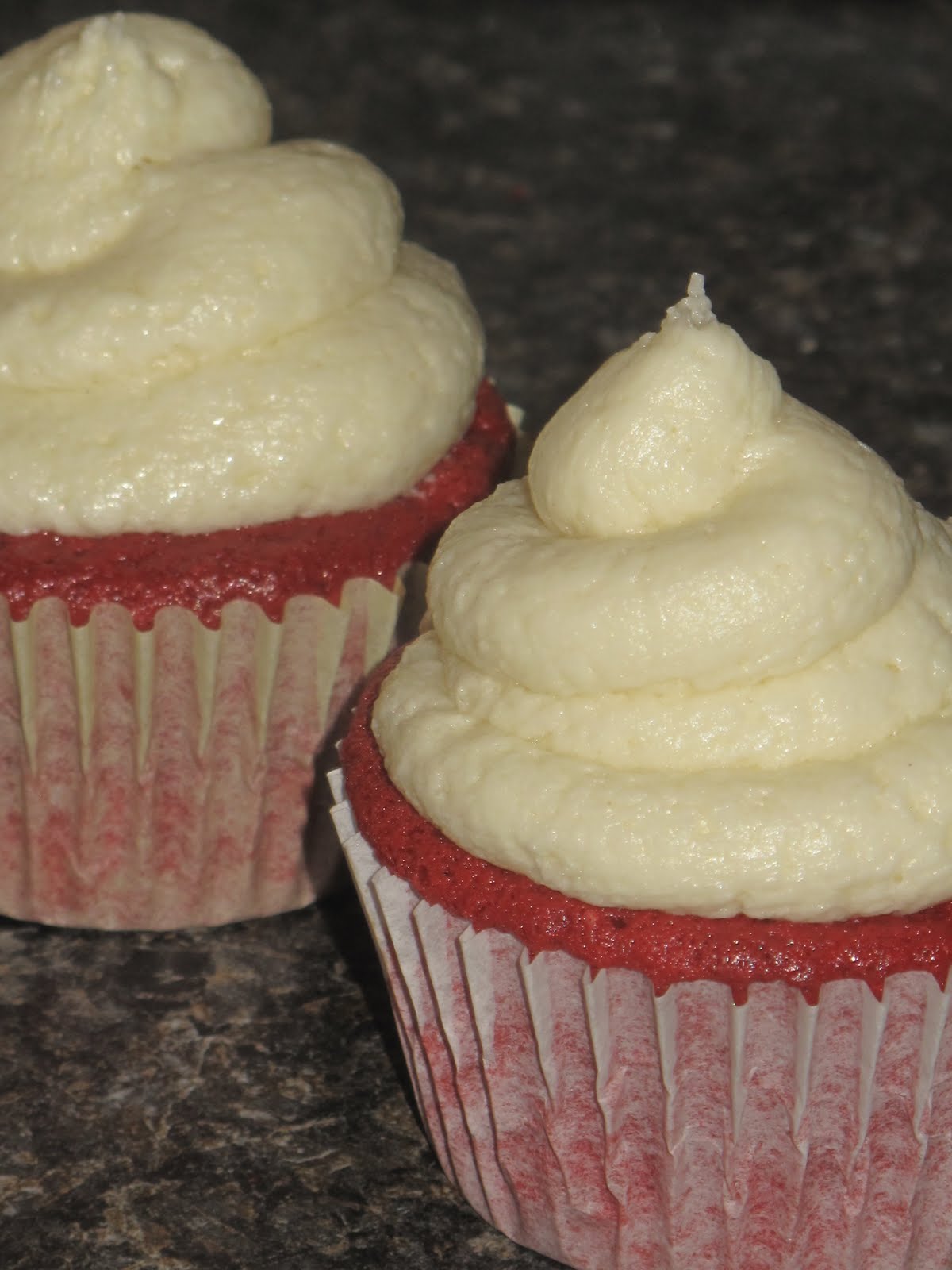 Suzie Homemaker Old Fashioned Buttercream Flour Frosting