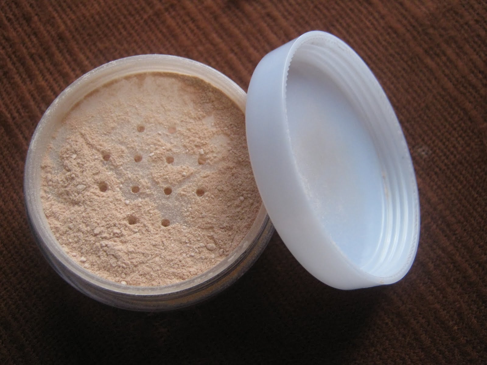 loose powder is used for