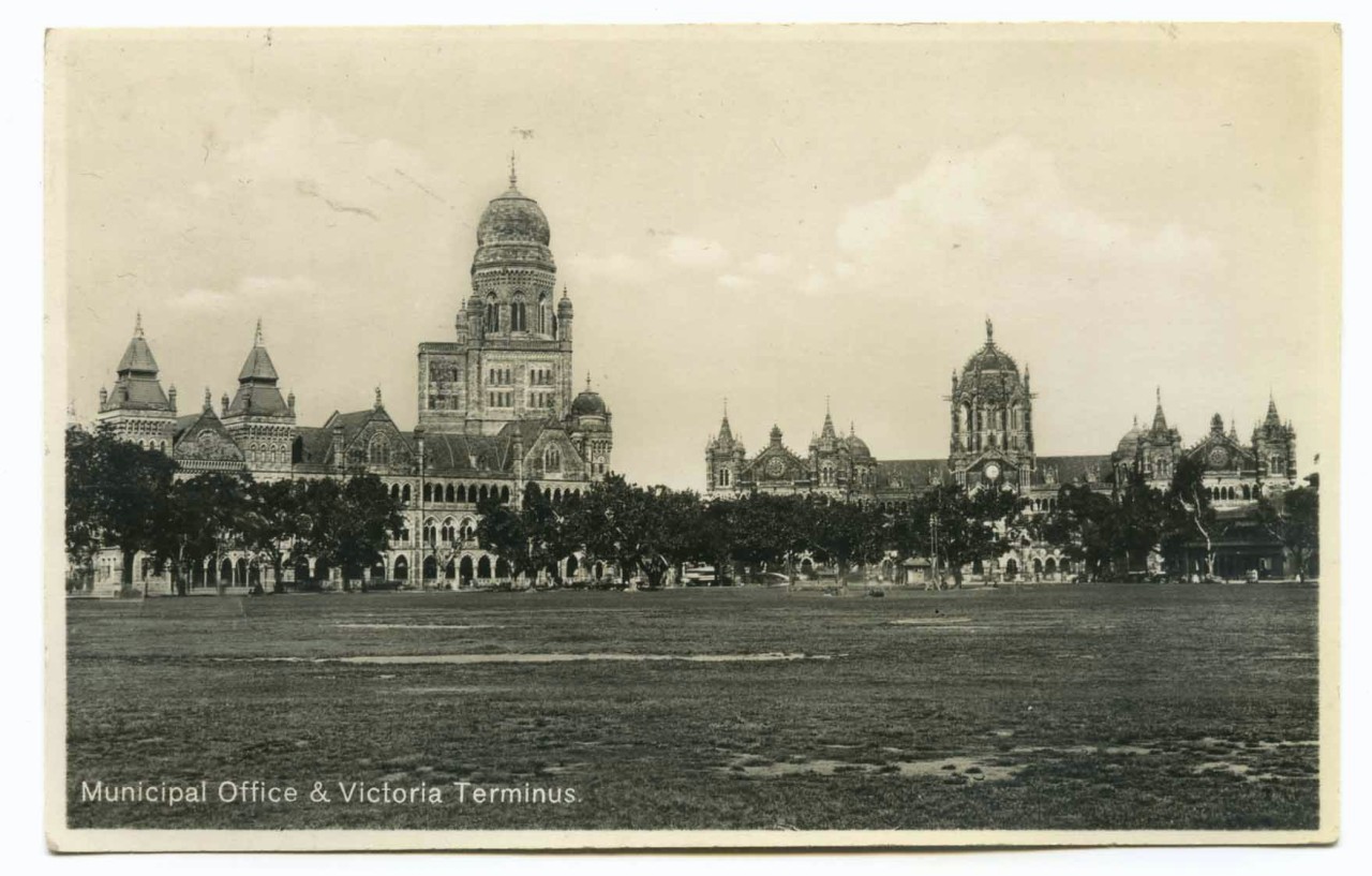 Vintage Postcard - Municipal Office & Victoria Terminus - Bombay (Mumbai)