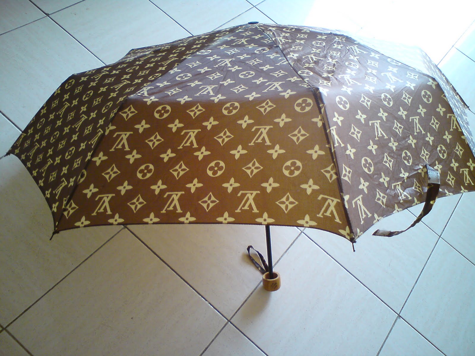 Welcome to KiX Bundle - 0179552993: Louis Vuitton Umbrella