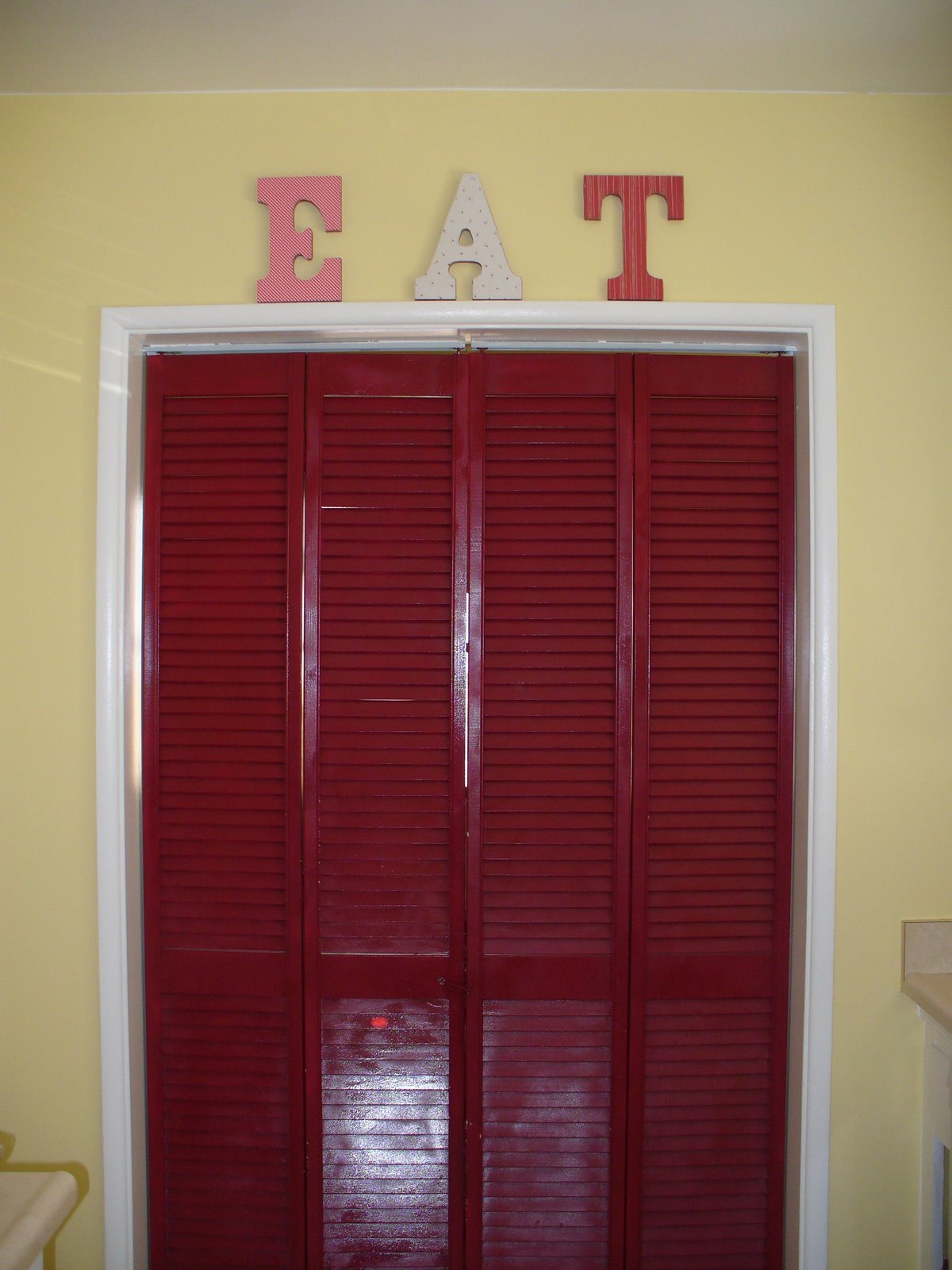[Eat2.JPG]