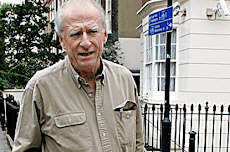 Crossrail hole plot-enforcer Bob Kiley and his CRASSly-granted 'home'