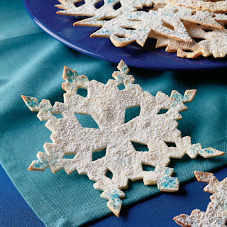 Cookies in snowflake shapes