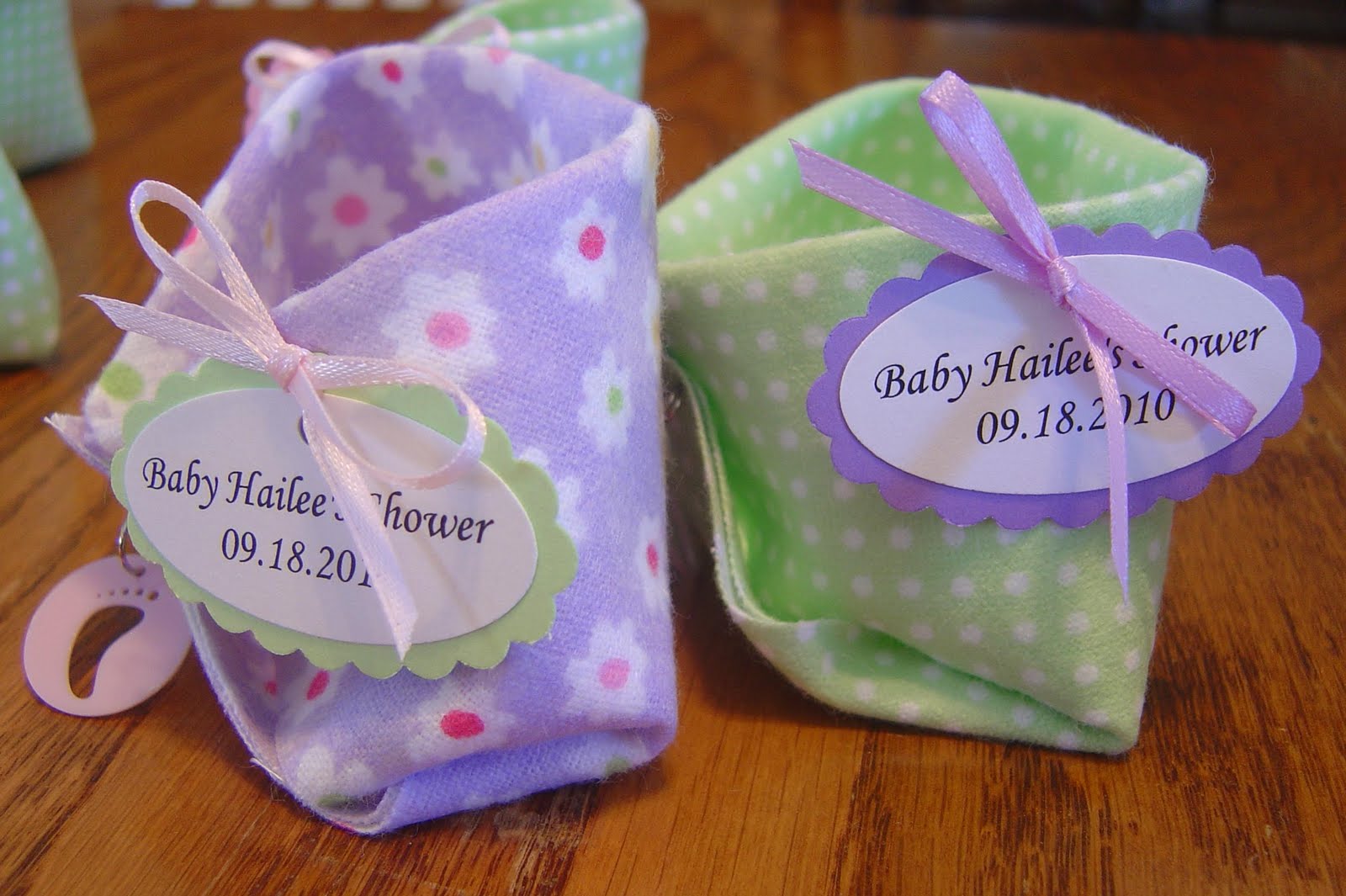 busyliz-baby-shower-party-favors