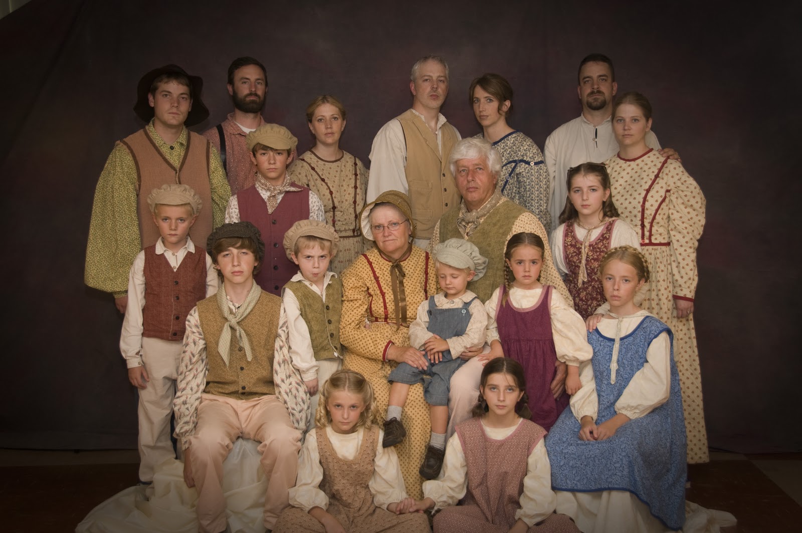 THE BASS FAMILY Nauvoo Family Pictures