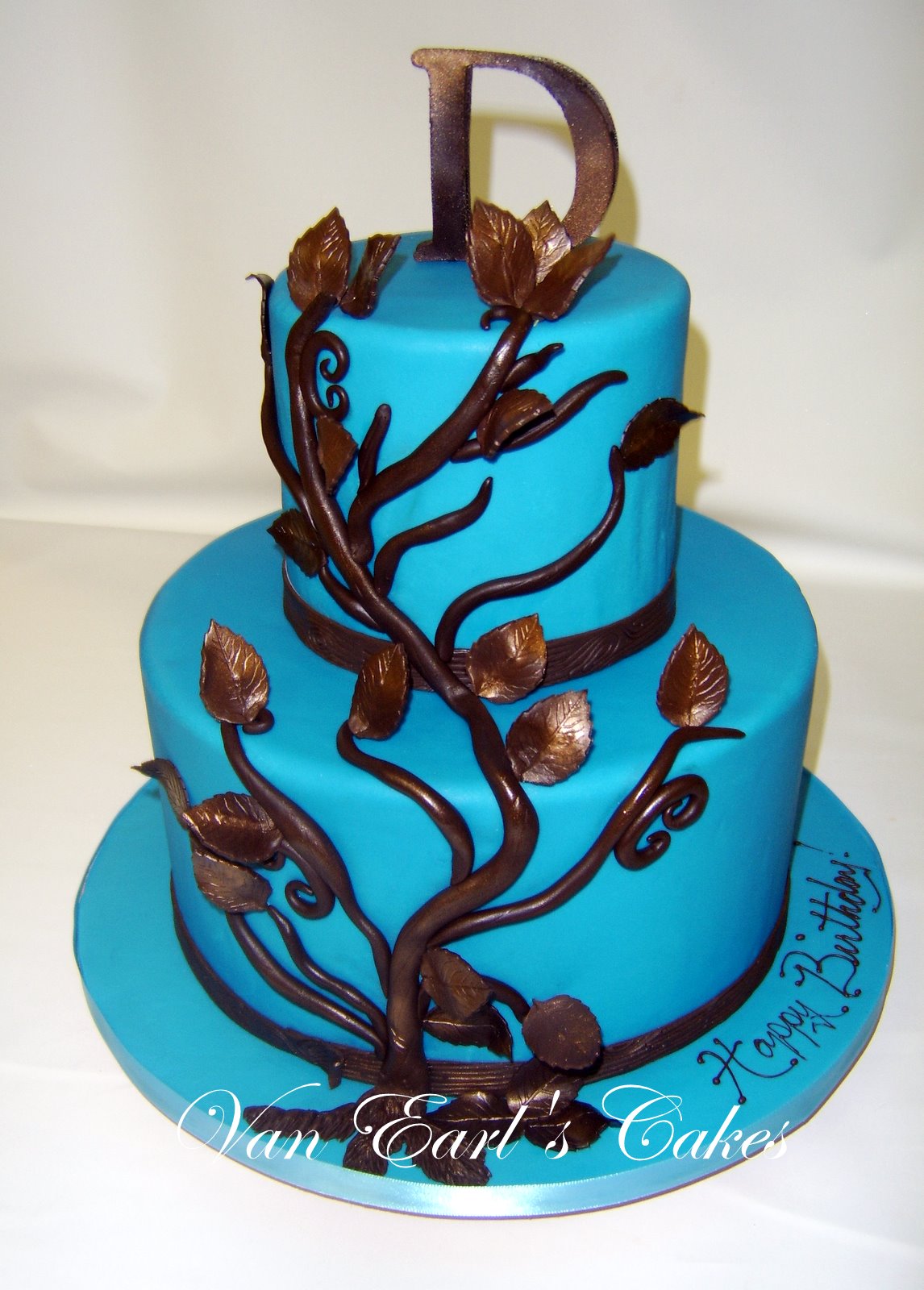 Van Earl's Cakes: Surprise Blue Birthday Cake
