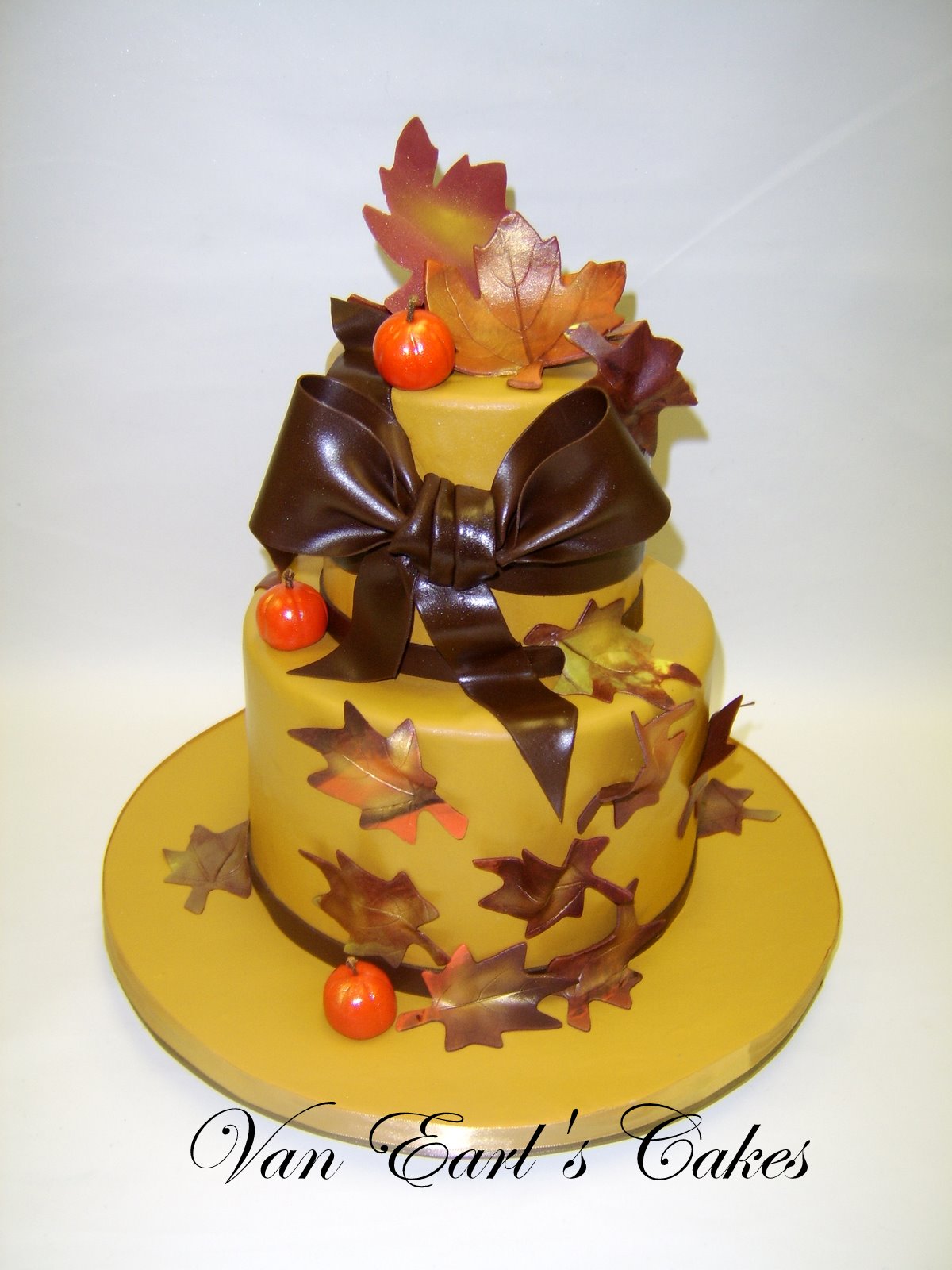 Van Earl�s Cakes Thanksgiving Day Cake