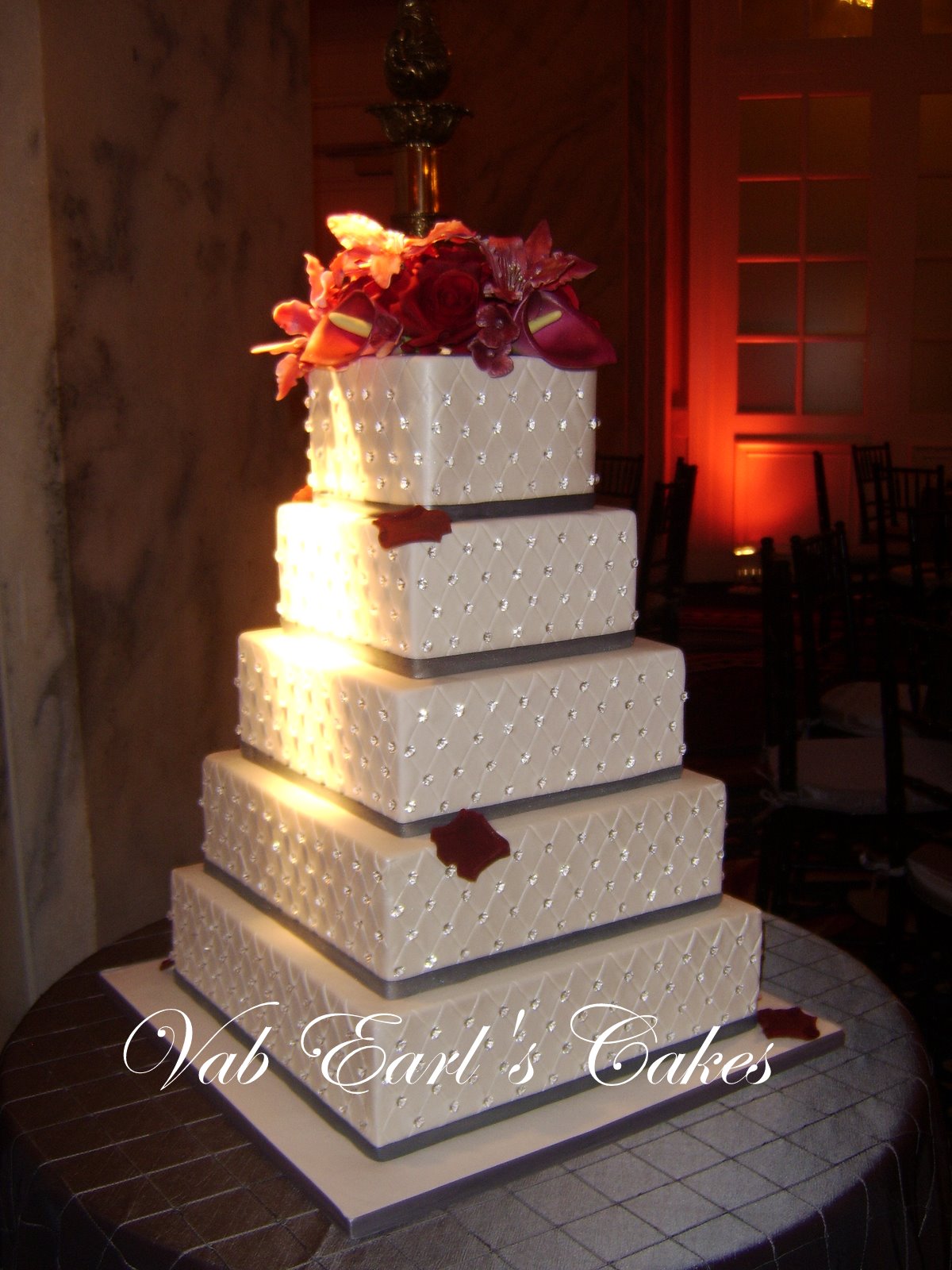 Van Earl's Cakes Crystal Wedding Cake