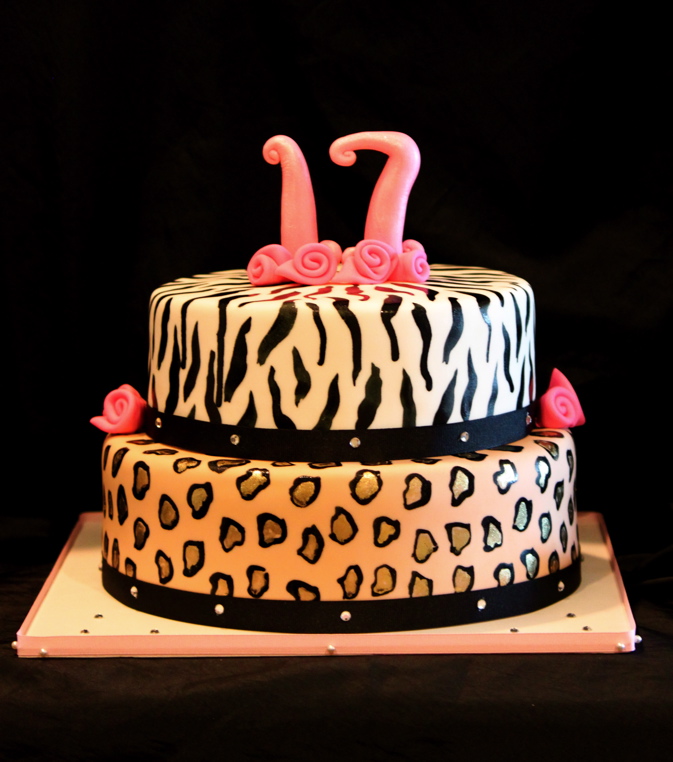 17th-birthday-fashionista-cake