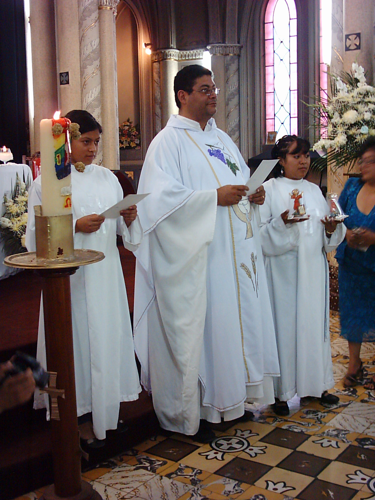 Colegio Salesiano San Juan Bosco Quetzaltenango PRIMERA COMUNION NIÑOS