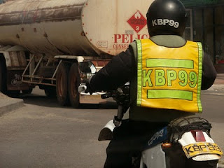 Chalecos reflectantes para motociclistas: desde el lunes rige su uso pero aun no habrá multas
