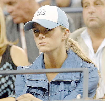 Brooklyn Decker Sexy