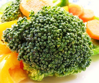 Broccoli în salată