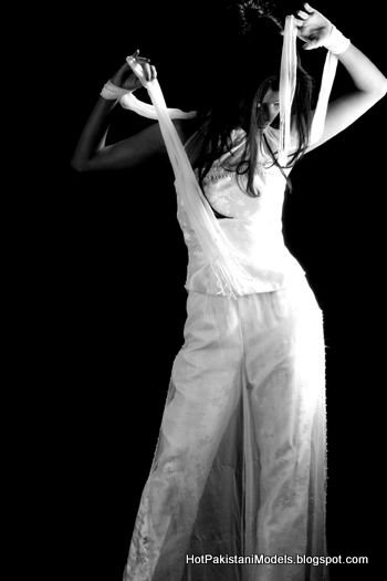 [wm_pic89_vlotherothers.jpg]