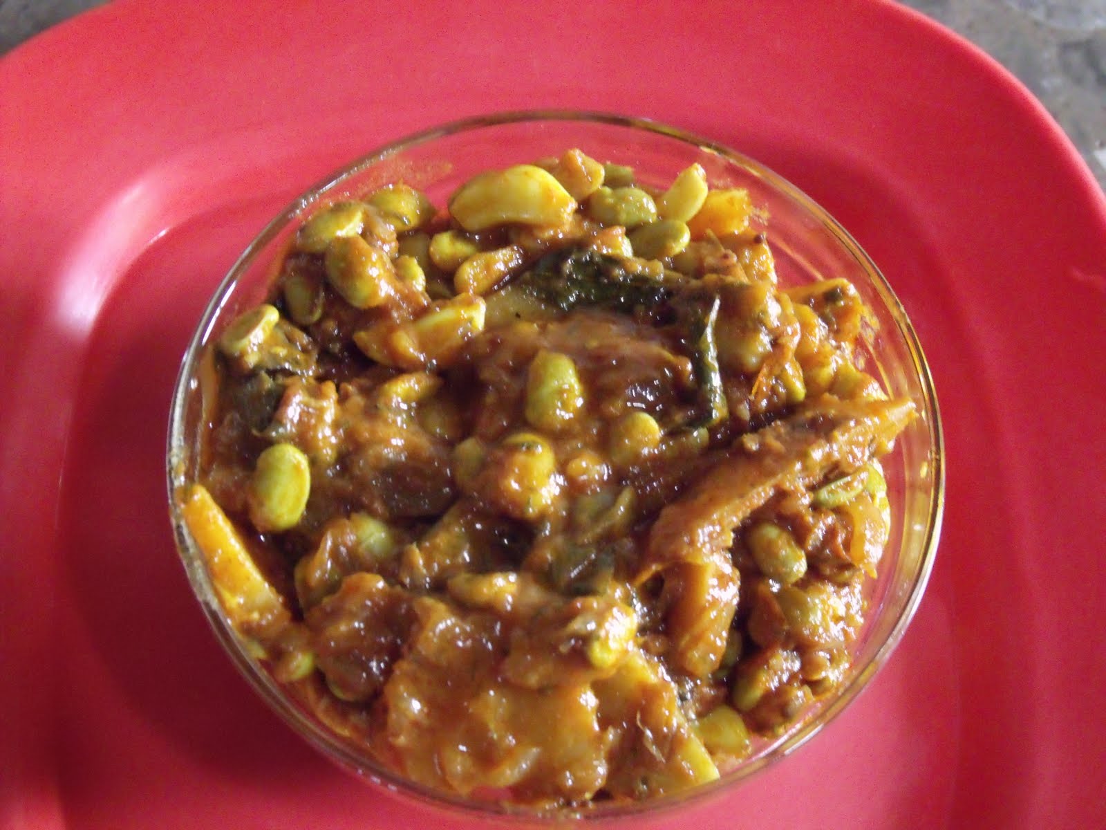 Latha's Kitchen Anapakaya, alu and vankaya thalimpu (Flat beans, potato and brinjal sabji)