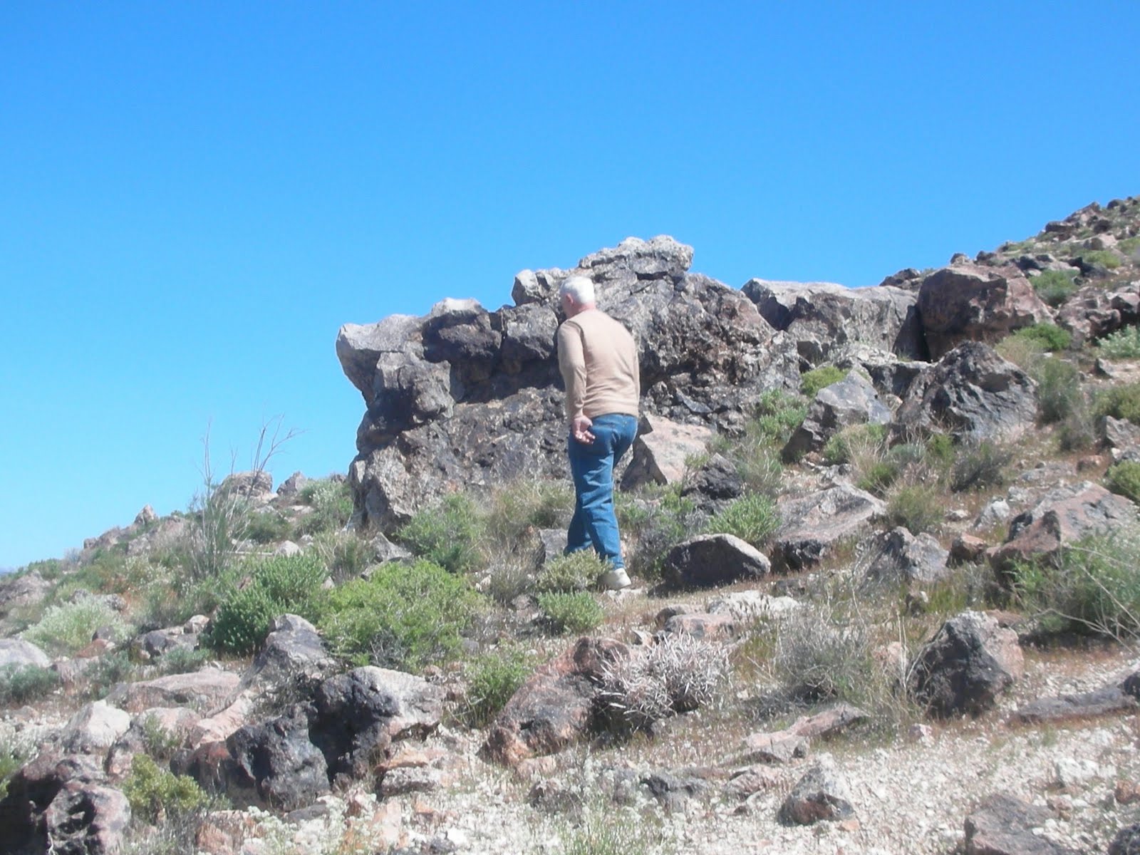 R and R travels Hot Spring for Sale Beatty, Nevada