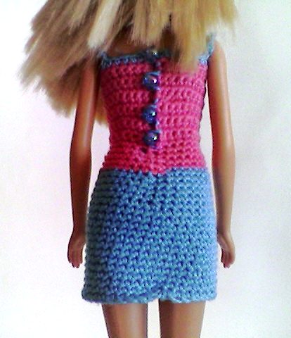 [Barbie+Vestido+Rosa+4.jpg]