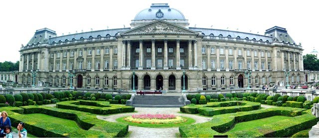 [07ベルギー　ブリュッセル　王宮-13716568.jpg]