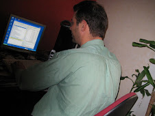 rico l'informaticien en plein travail