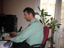 rico l'informaticien en plein travail