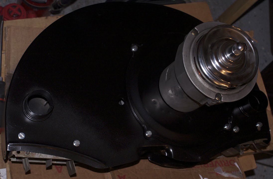 VW Momentum Fan shroud and lower tin