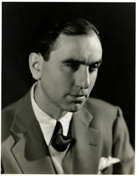 Director and musical choreographer: Busby Berkeley.