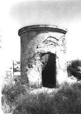 Foto de una torre antigua en Torrevieja