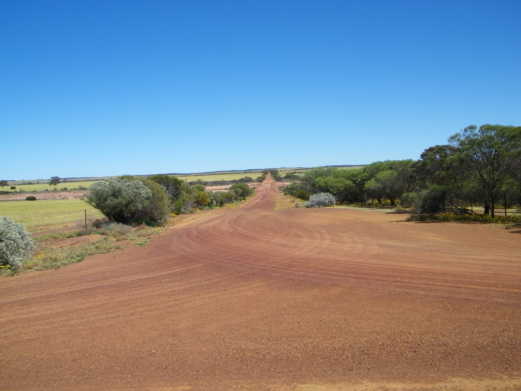 MARIECLAIREDREAM Sealed road Unsealed road.Western Australia