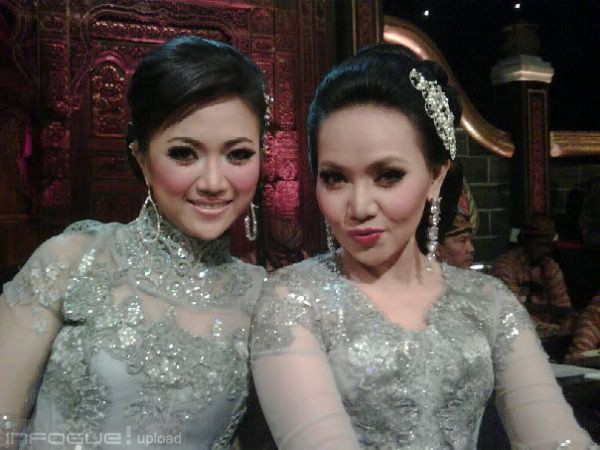 Christian Sevenfold Foto Echa Paramitha Sinden OVJ TRANS 7