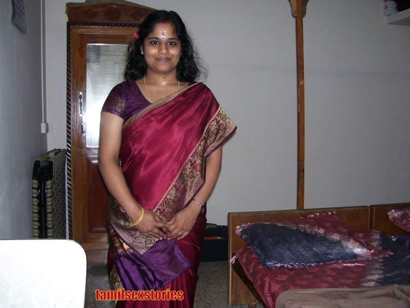 Kerala Sexy Aunty March 2011 