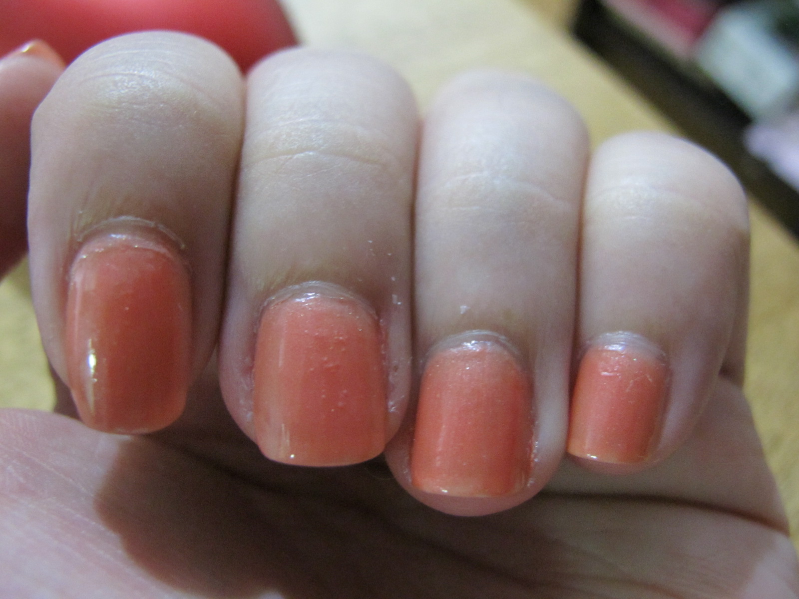 Make-up & Mia: Light Orange Nails
