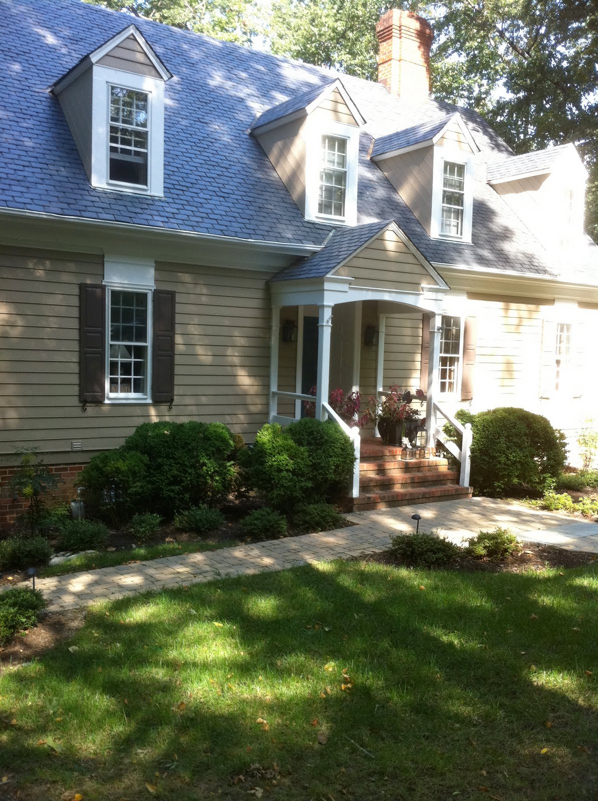 Bridget Beari Design Chat: Exterior Paint Colors