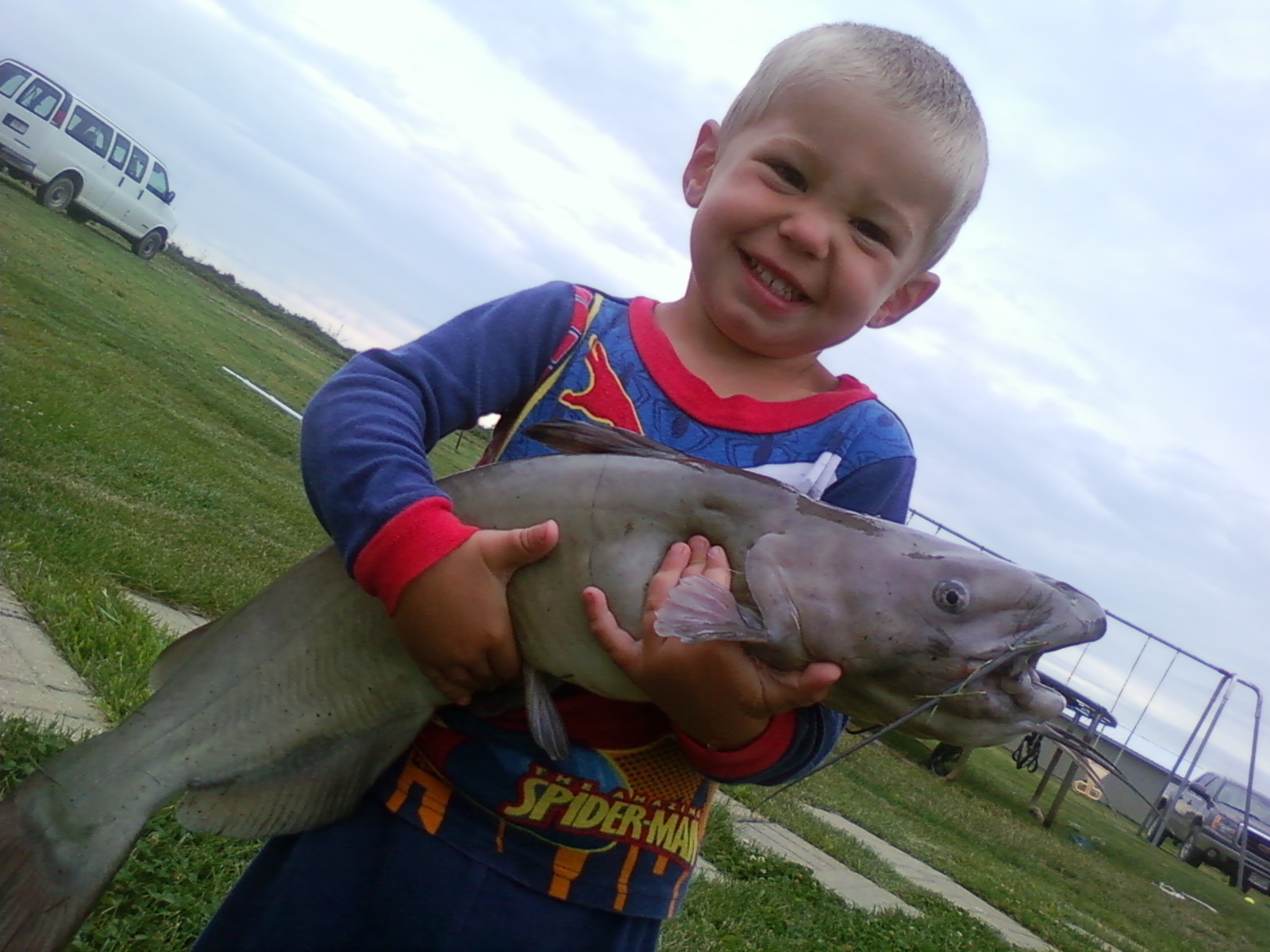 [noah%20catfish%200191.jpg]