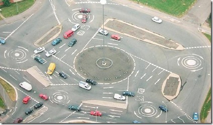 [Multi-mini Roundabout in Swindon, England[2].jpg]