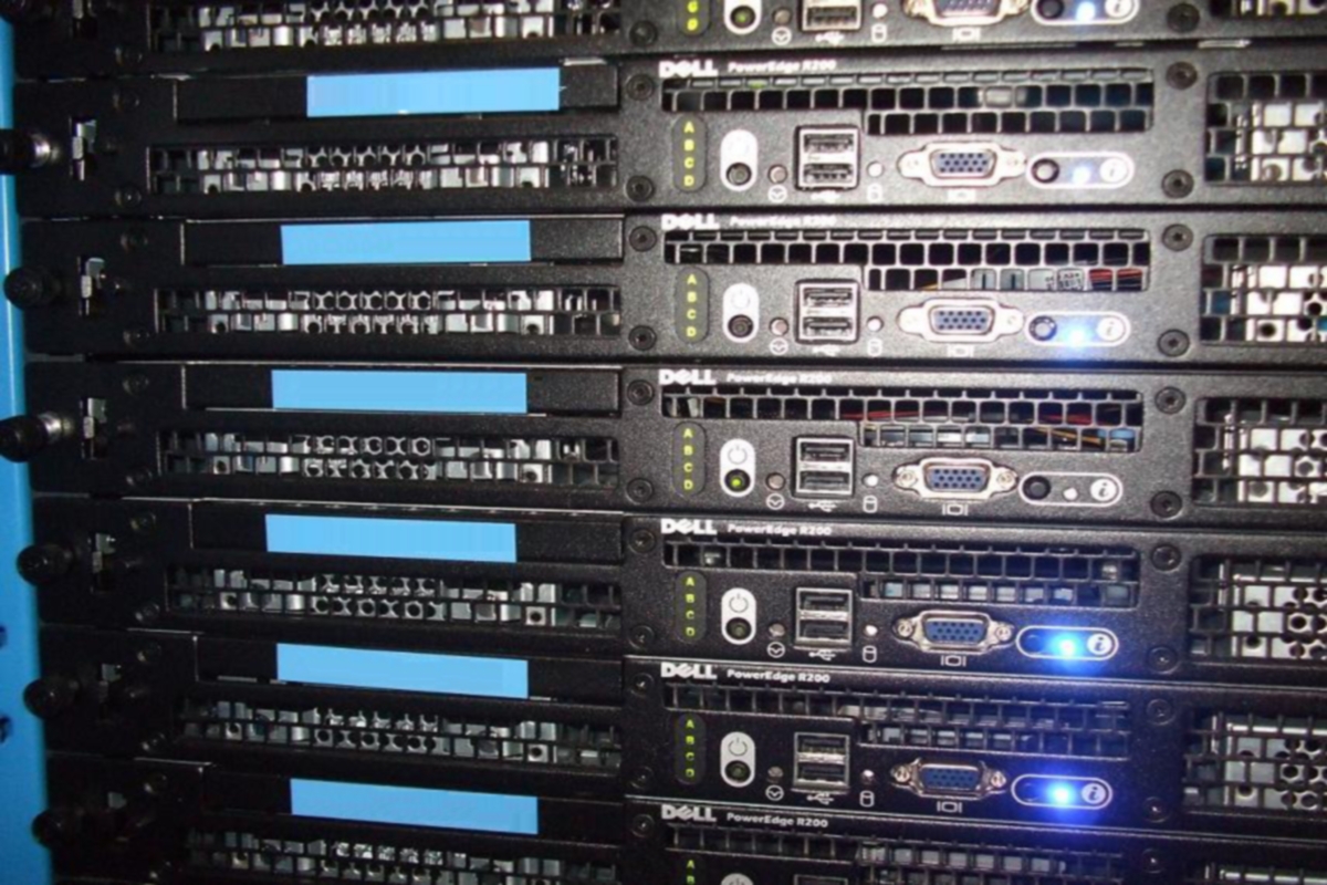 Чтобы сервер был виден. Комплектующие сервера. Сервер. Серверы индикатор здоровья. Серверная комната.