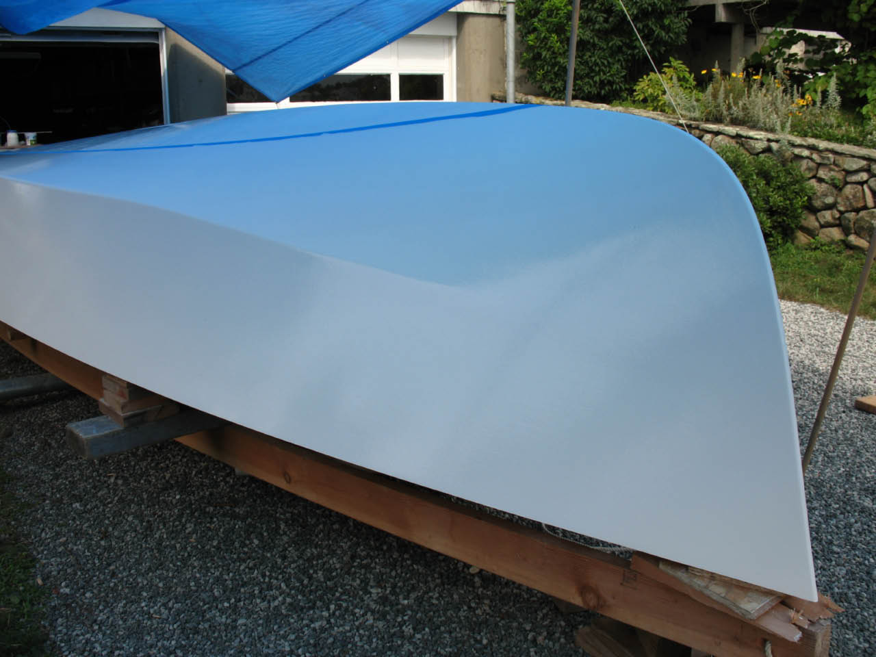 Sundogboatbuilding Sanding and Painting the Hull