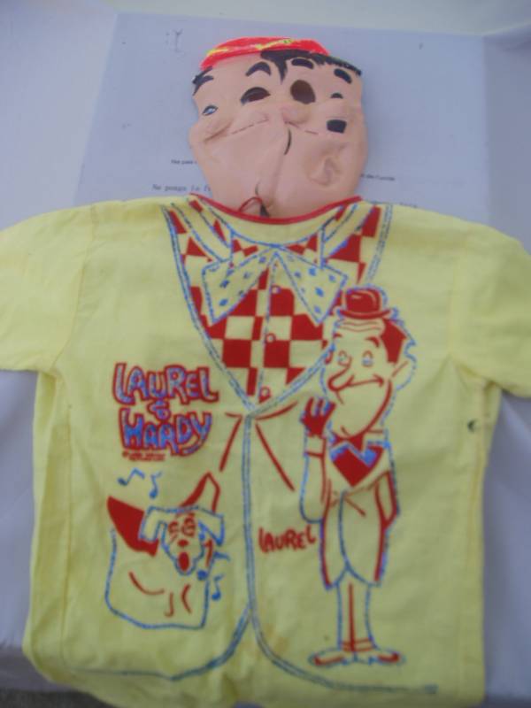 Halloweeniana Laurel and Hardy Costume (Larry Harmon Picture Corp.)
